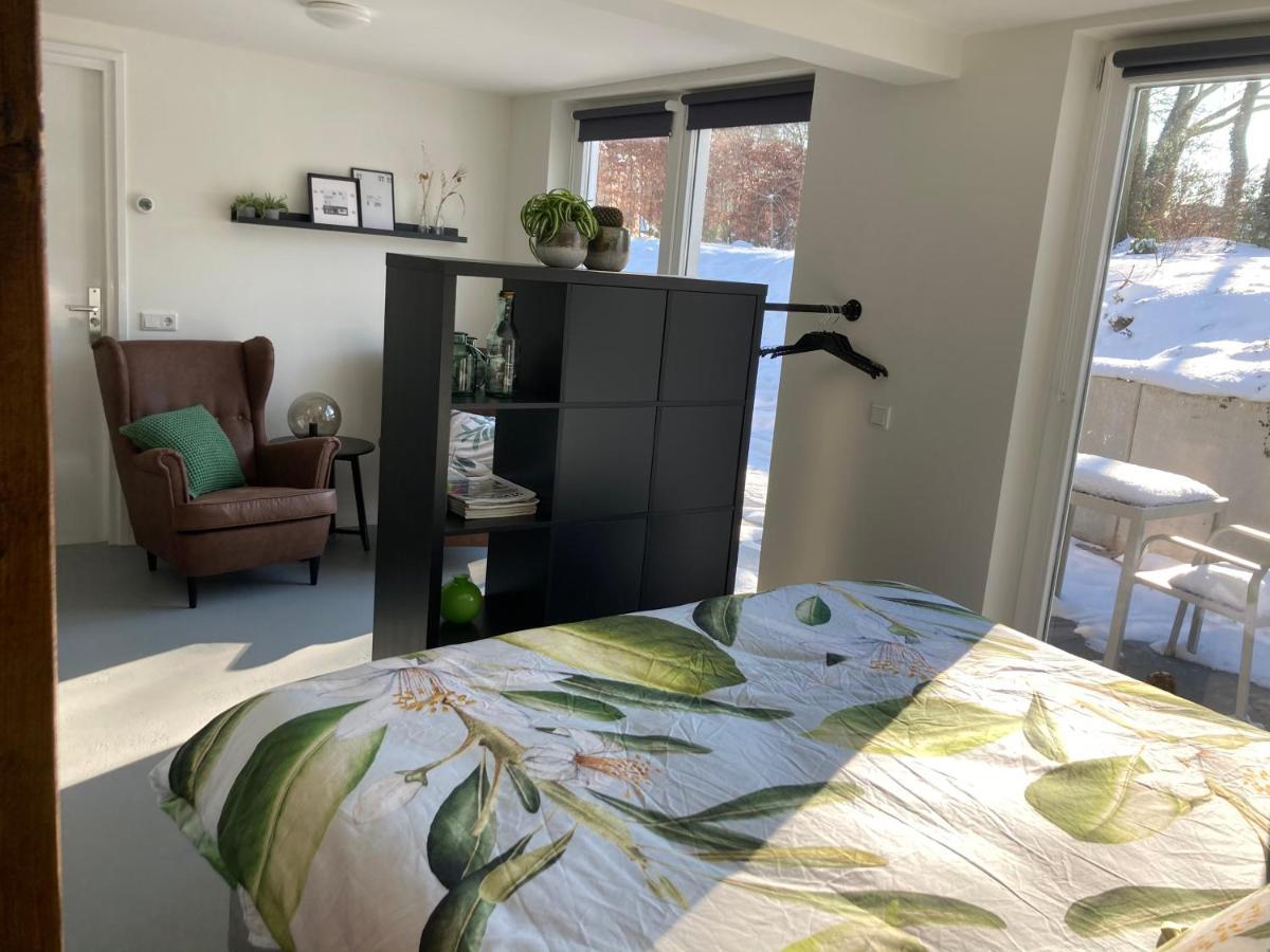 B&B 'T Onderkomen 't Harde Bagian luar foto